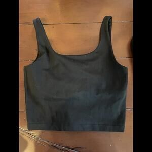 Black carbon 38 sport bra tank size small